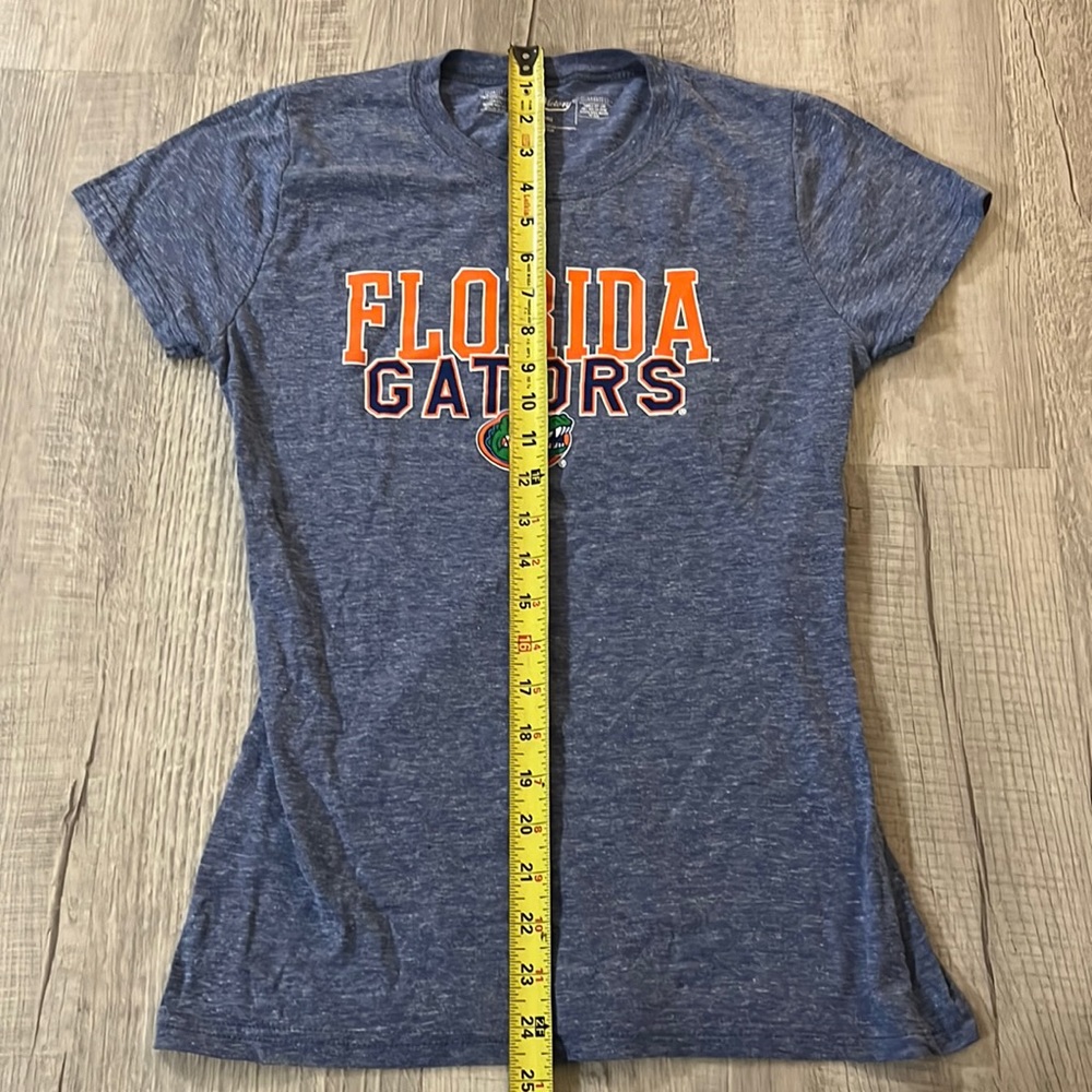 Women’s, medium, victory, blouse or crop top, Florida Gators, shirt.